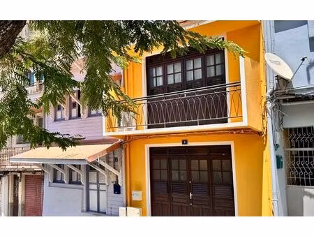 location maison  m² t-3 à le lamentin  850 €