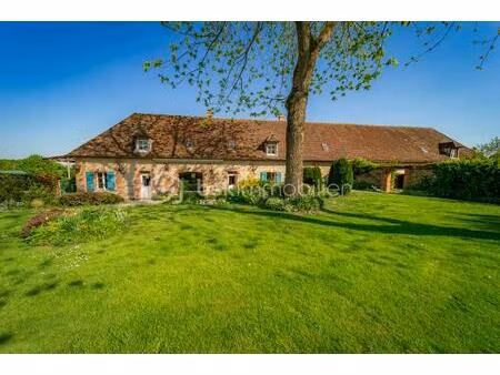 maison de 324 m² à chaumont-en-vexin