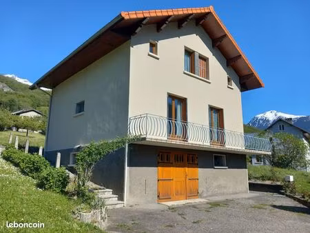 maison 5 pièces 139 m²
