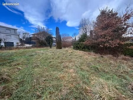 terrain 906 m² aix les bains