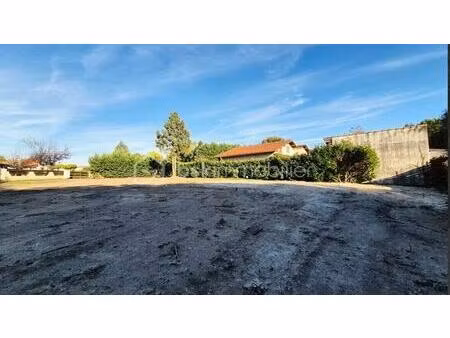 terrain de 619 m² à mont-de-marsan