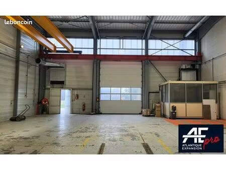 local d'activité 275 m²