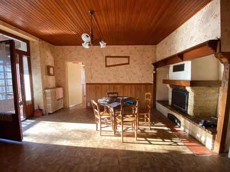 vente maison 6 pièces 160 m² figeac (46100)