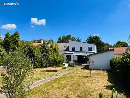 maison 4 chambres 140m2