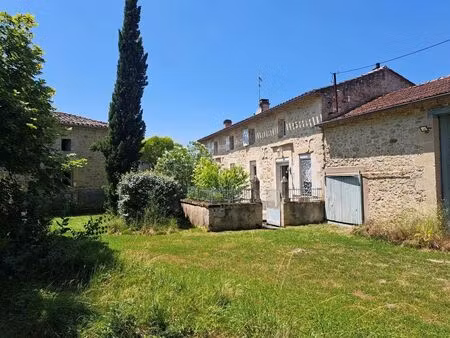 vente maison 5 pièces 233 m² sauveterre-de-guyenne (33540)