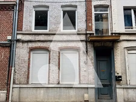 immeuble 5 pièces 100 m²