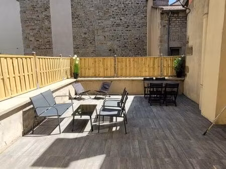 immeuble st etienne chavanelle avec commerce libre et habitation loft + grande terrasse