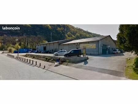 local d'activités artisanales