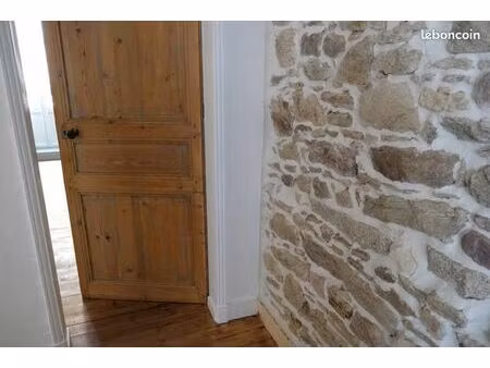 grand t3 coueron bourg libre en mars