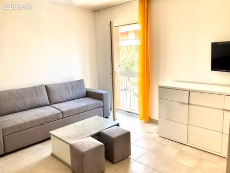 location t1 proche campus st jerome