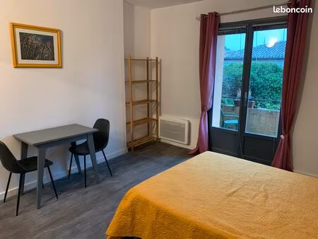 studio meublé avec terrasse