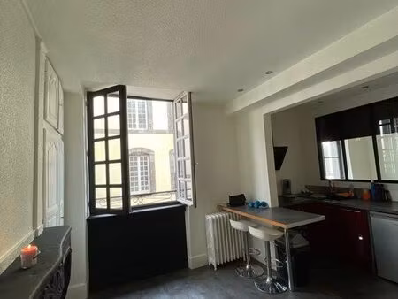 charmant t2 centre de riom