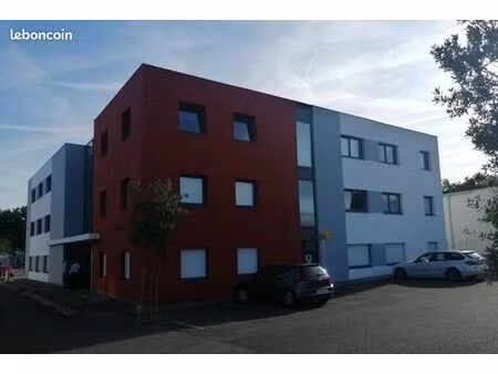 bureaux 153 m²