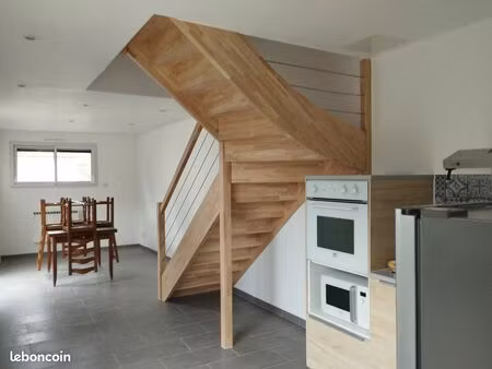 location sur bourg de saint colomban