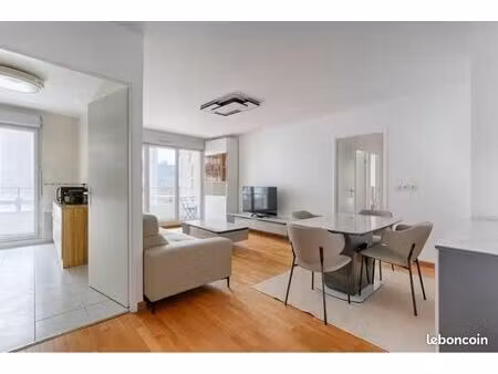 appartement à louer 15e