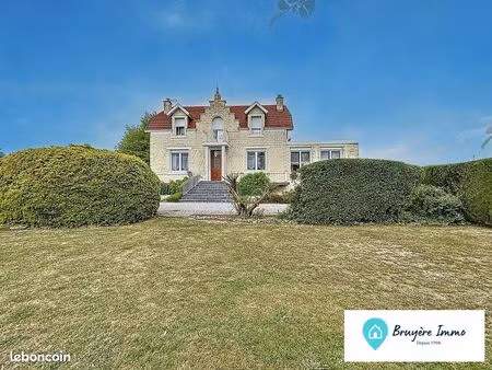 maison 7 pièces 204 m²