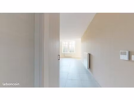 appartement 3 pièces 84 m²