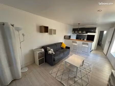 studio meublé 28 m² - carrières-sous-poissy