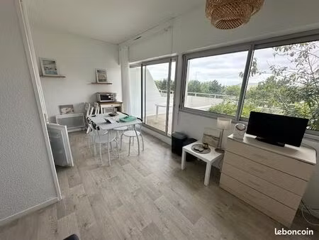 t1 bis meublé minimes – terrasse vue port + parking couvert