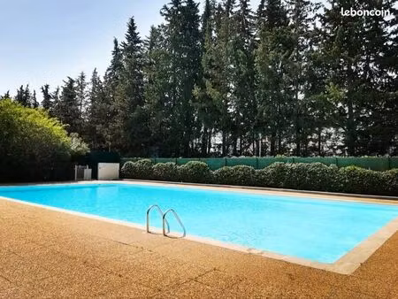 appartement 95 m² avec piscine