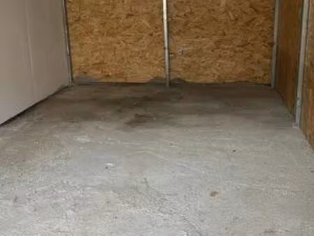 box de stockage 18m2