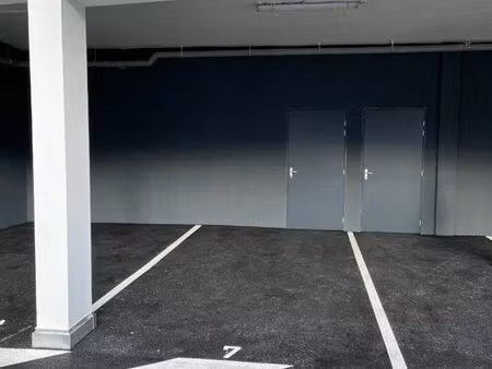 loue parking st sébastien sur loire