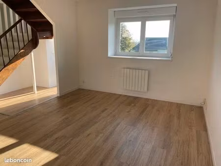 maison à louer à plouguernevel