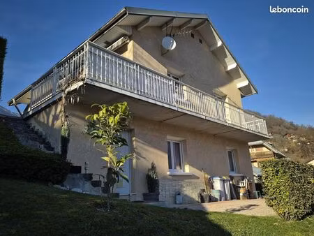 villa 4 pièces 102 m²