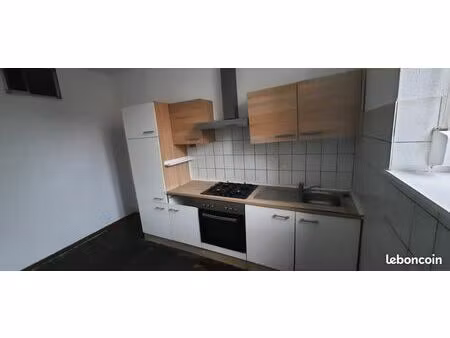 loue f2 béning 50m2 proche gare