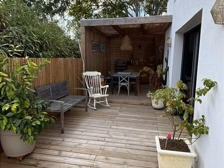 ensemble immobilier de deux logements centre ville de guérande