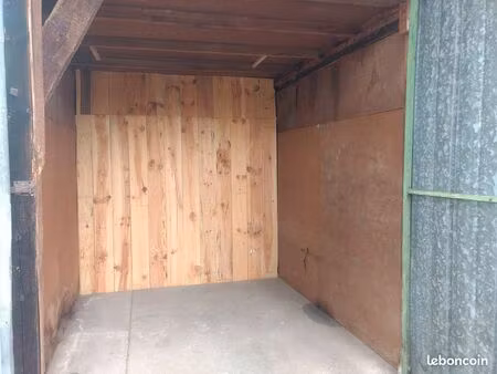 box à louer casteljaloux