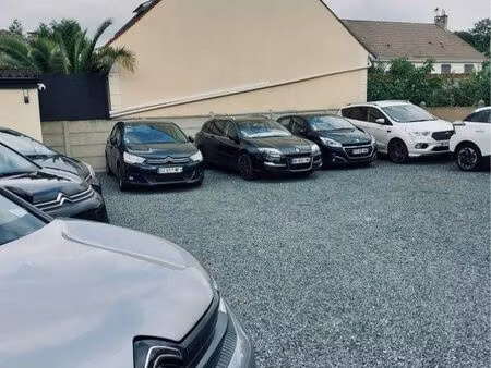 parking aéroport nantes