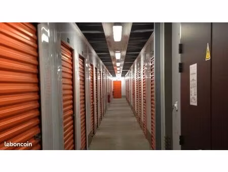 garage/box 15 m² villeneuve le roi