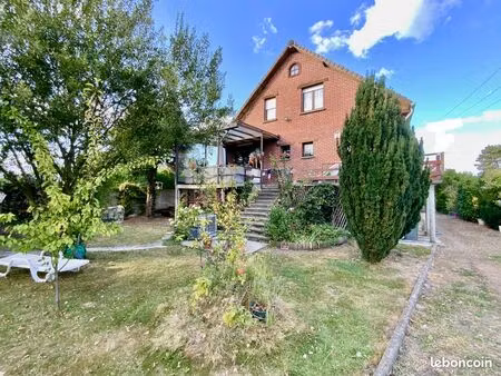 pavillon 5 pièces 146 m²