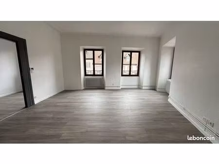 appartement 4 pièces 104 m²
