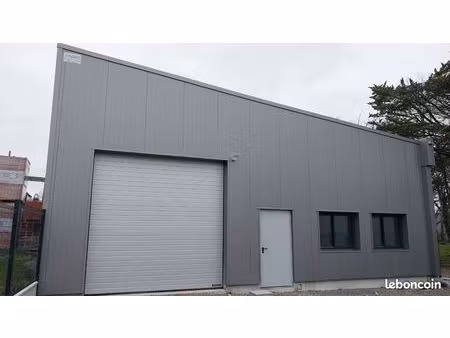 local disponible début 2026