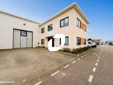 local d'activité 2 245 m²