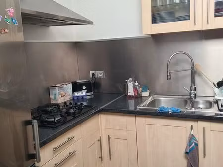 a vendre maison meublée très sympa