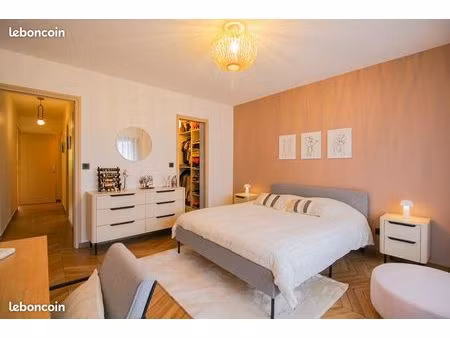 appartement 93m2 avec piscine et tennis