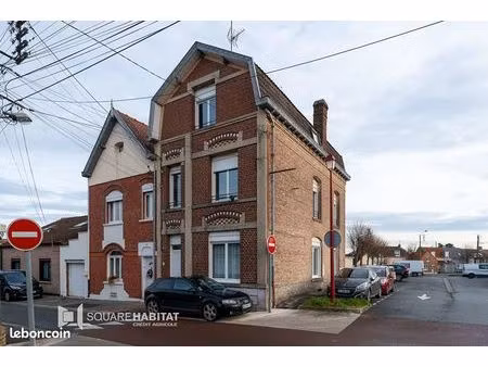 immeuble 7 pièces 165 m²