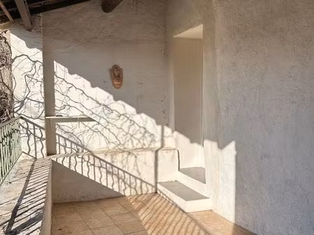 appartement 3 pièces + balcon