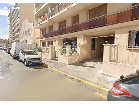 parking/box 11 m² toulon