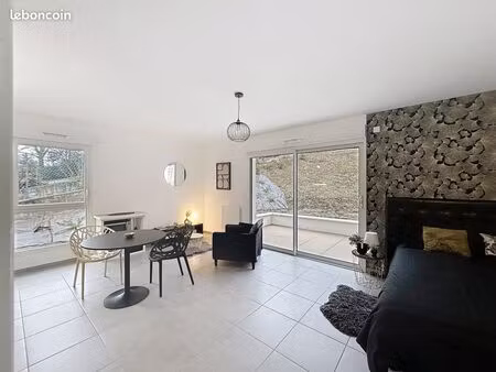 appartement 1 pièce 33 m²