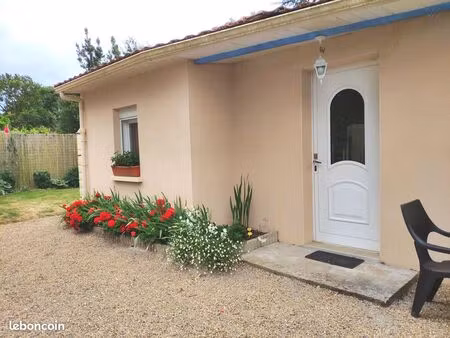 villa 1 pièce 25 m²