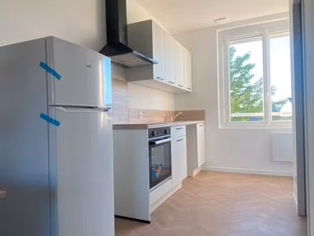 t3 plein bourg donges