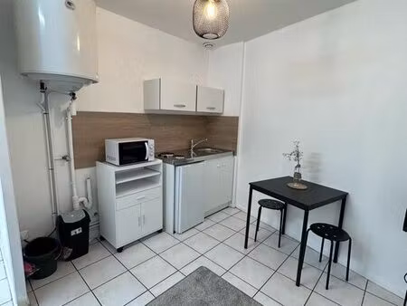 studio meublé tréfilerie