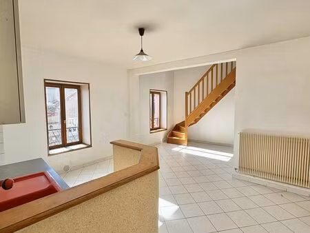 maison chateaugay a louer