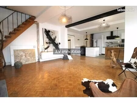 immeuble 7 pièces 175 m²