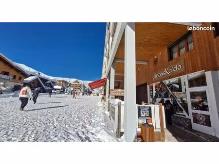 fond de commerce  boutique cadeaux  souvenirs  décoration  centre la toussuire  pied des p