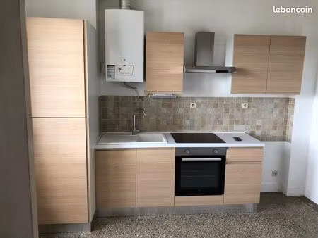 appartement à louer à nantes  quartier facultés - petit port  2 pièces 41 m2